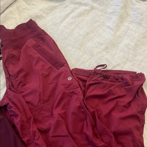 Lululemon Burgundy Dance Studio Pants regular & wonderunder leggings 3/4 length - Picture 3 of 10
